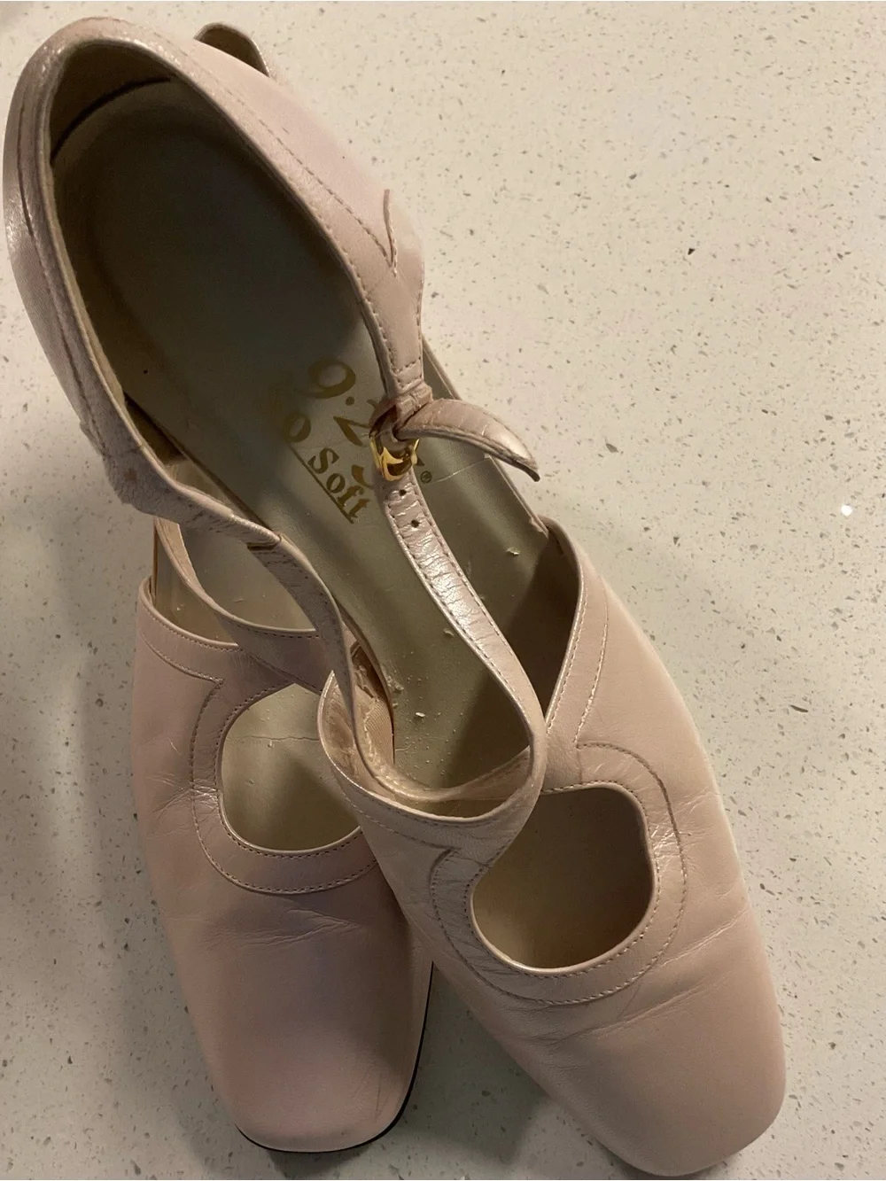 9.2.5 Women's Blush Pink T-Strap Comfort Heels